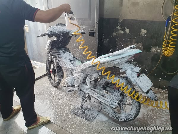 Bảo dưỡng xe future 125 fi trong mùa mưa gồm những gì - 2