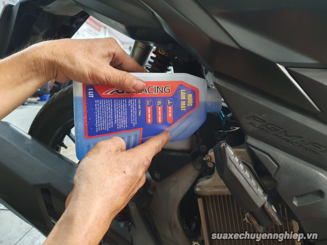 Bảo dưỡng xe vario trong mùa mưa gồm những gì - 4