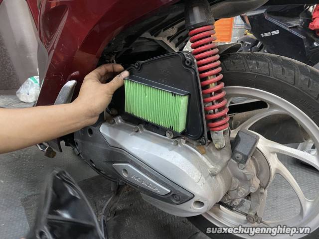 Bảo dưỡng xe vario trong mùa mưa gồm những gì - 6
